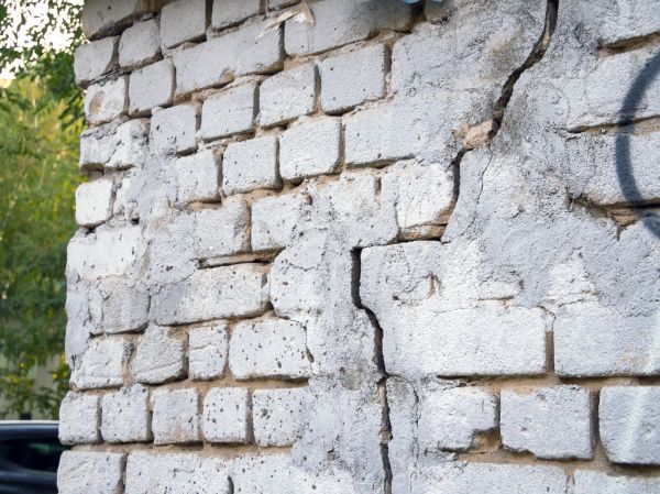 Cracked Brick Wall Repair in Doylestown